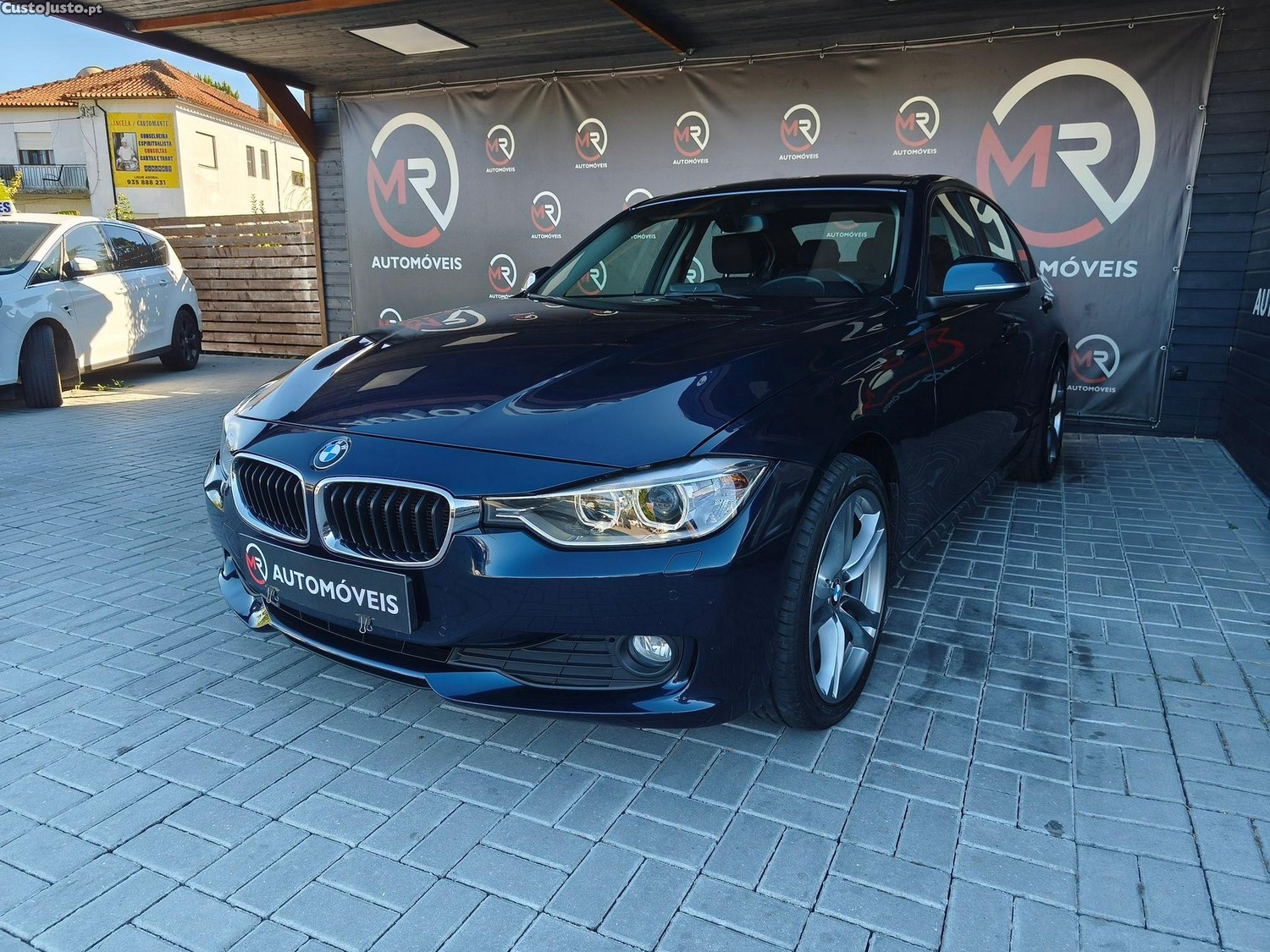 BMW 320 d Auto Exclusive - 13 — photo 2
