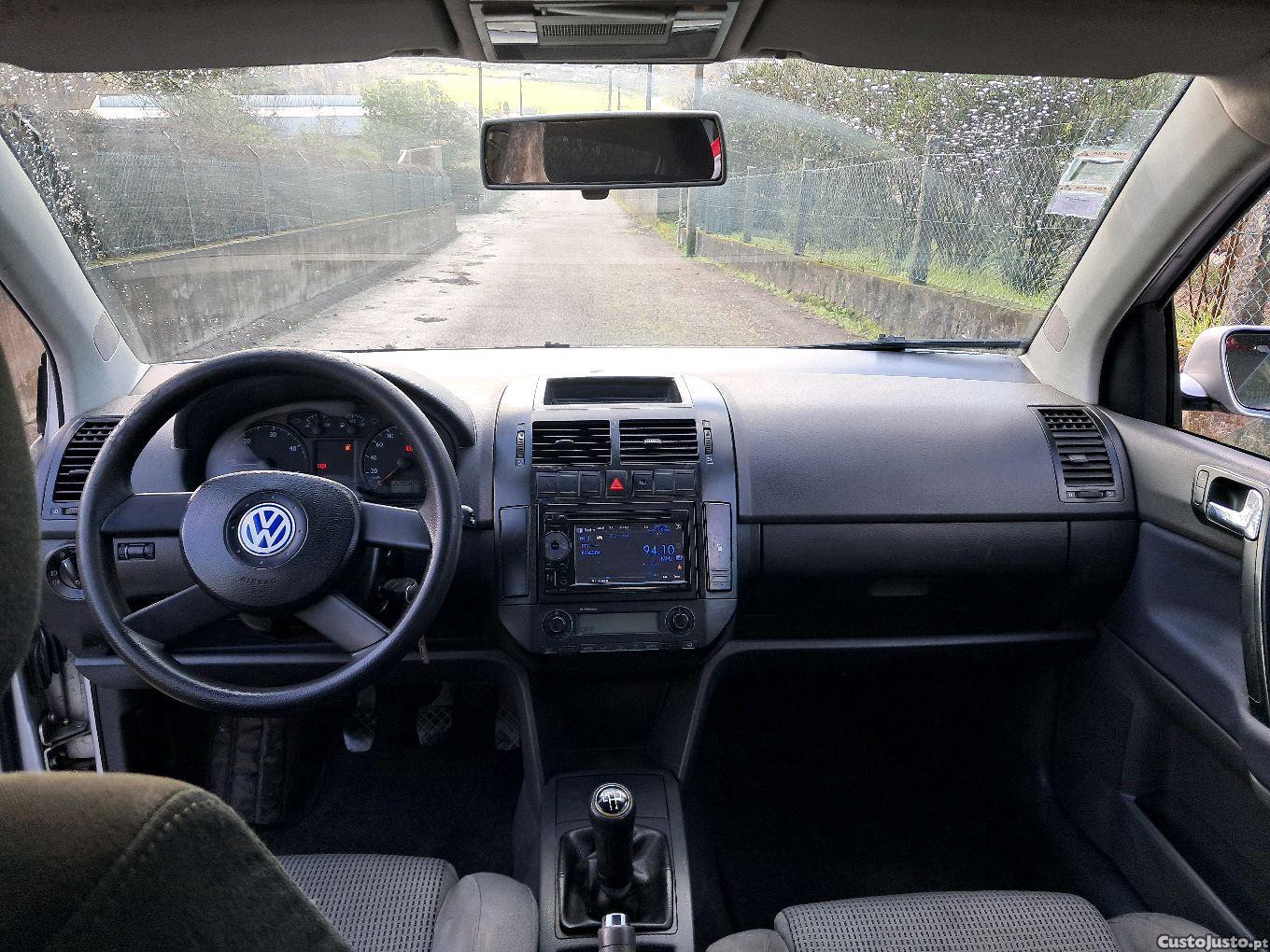 Volkswagen Polo 5 portas — fotografia 5