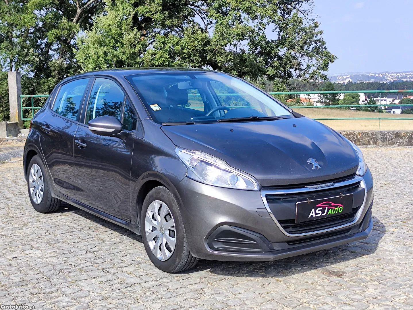 Peugeot 208 1.5 bluehdi active — fotografia 19