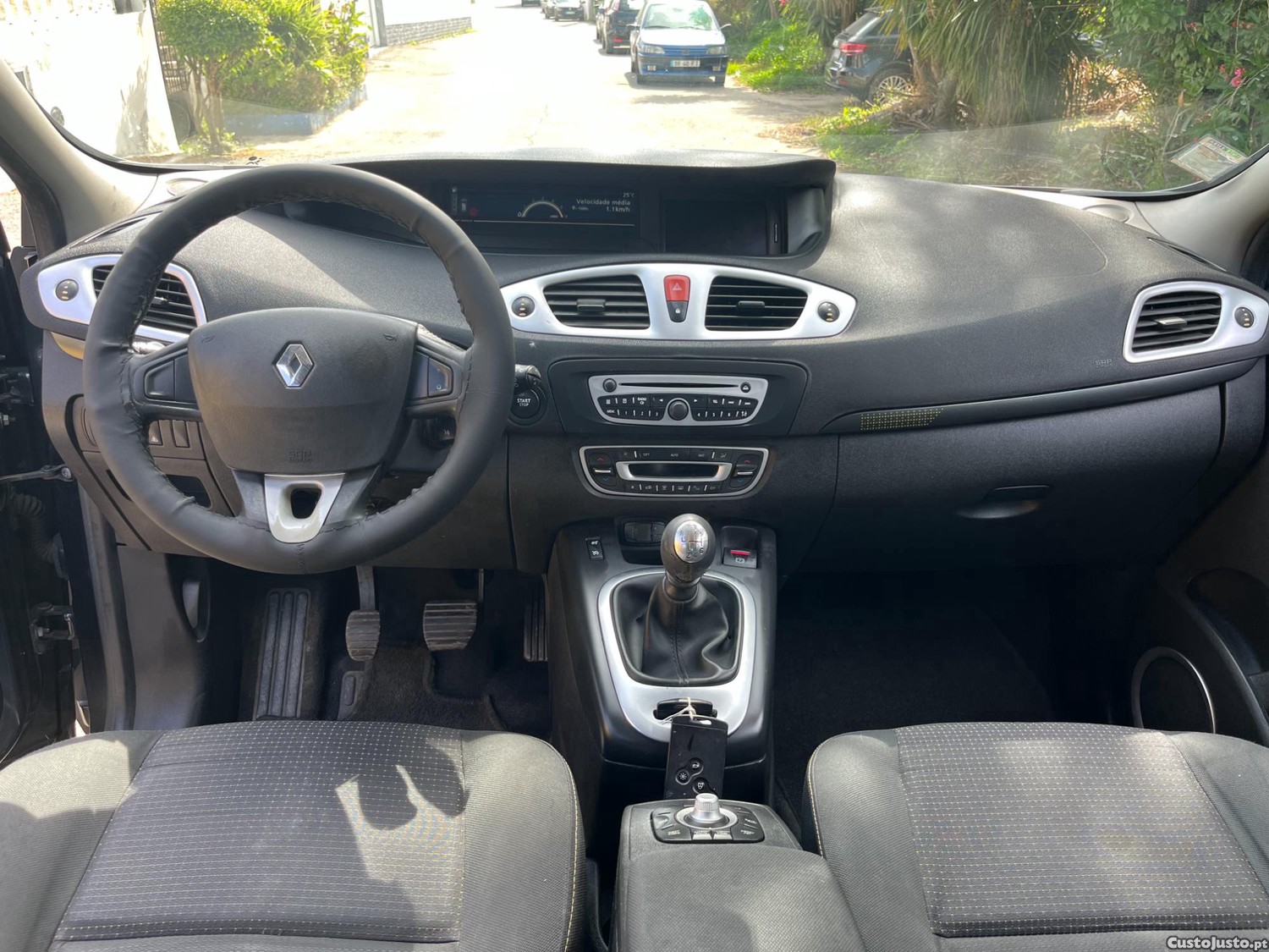 Renault Scénic Scenic 1.5 DCI Privilege — fotografia 8
