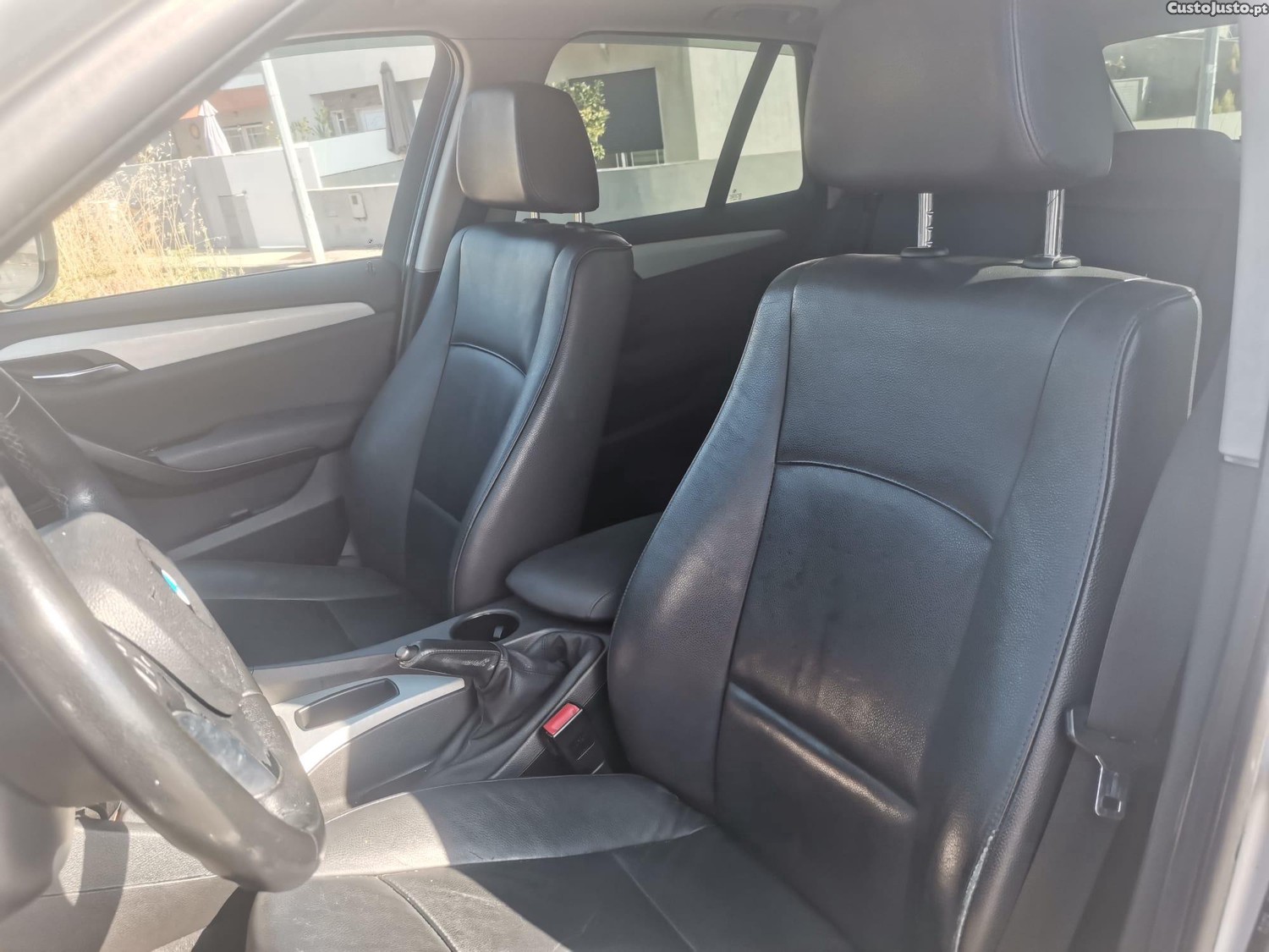 BMW X1 Sdrive 18d — fotografia 8