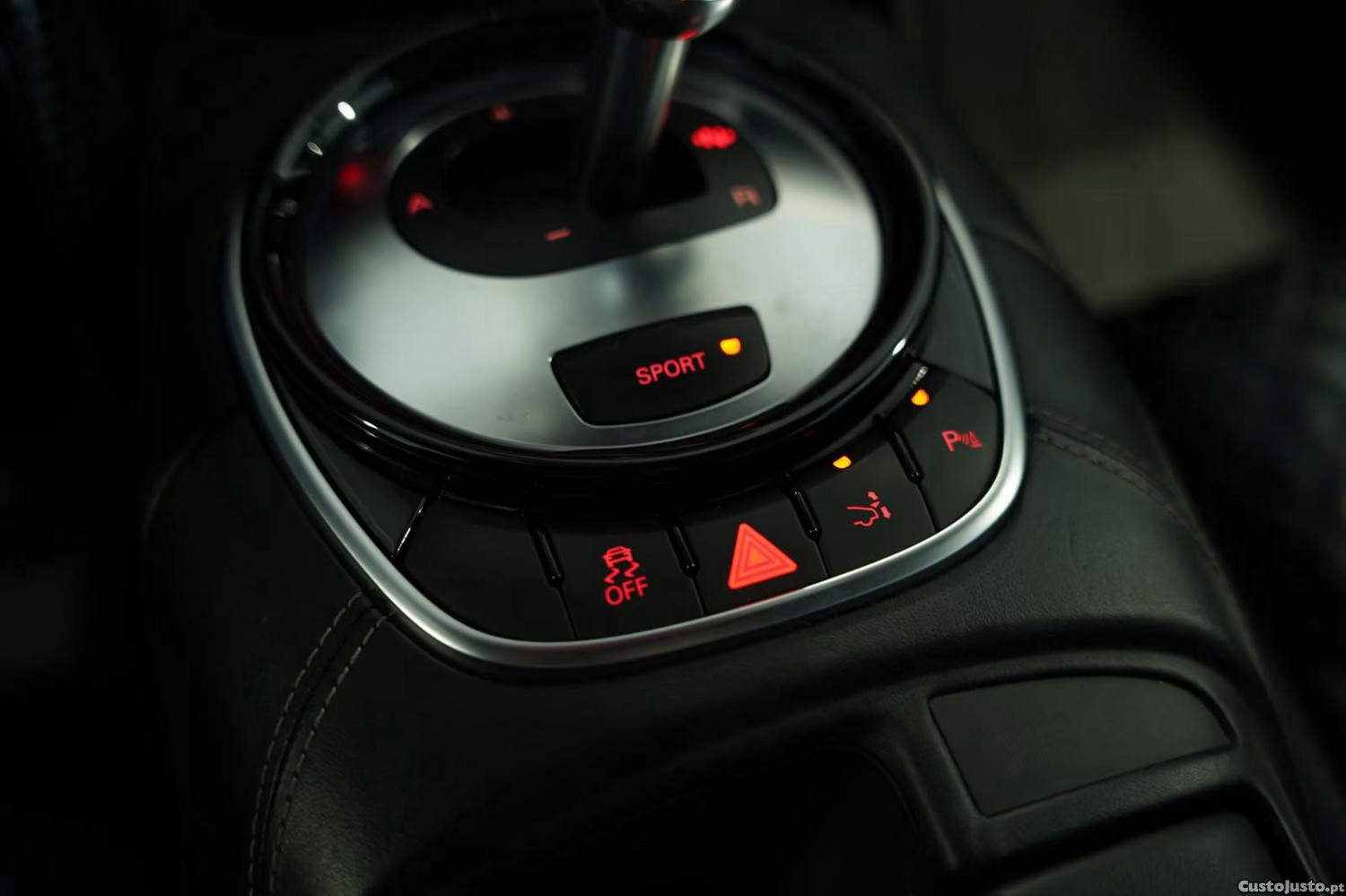Audi R8 5.2 FSi V10 — fotografia 8