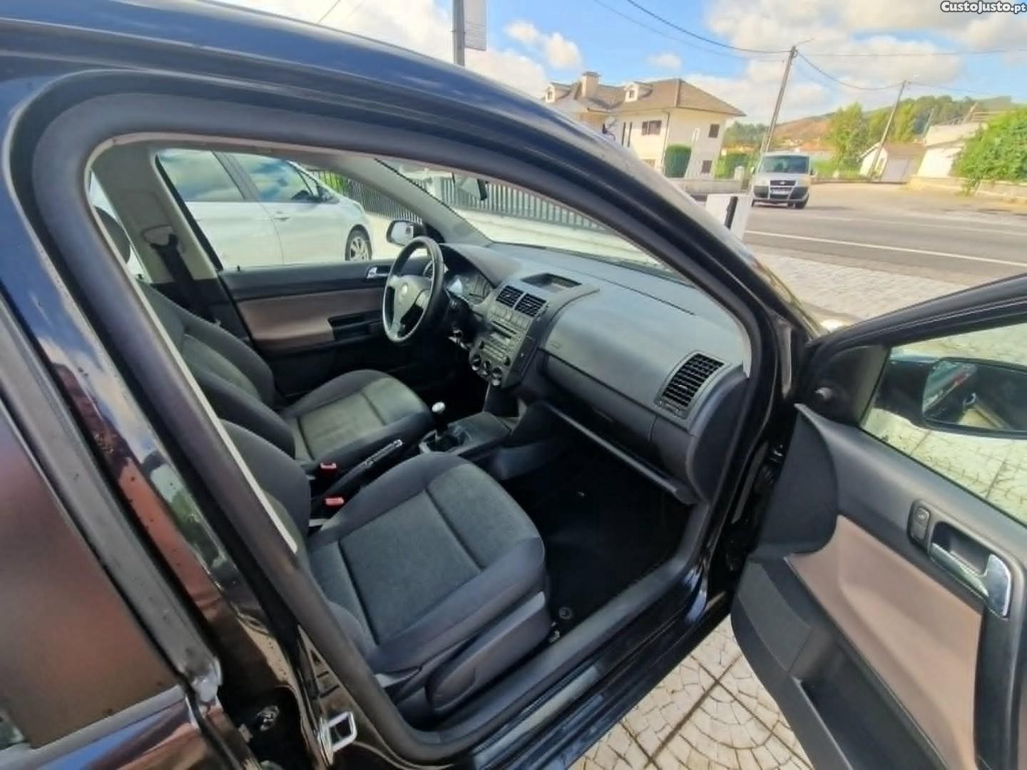 Volkswagen Polo 1.2 Trendline — fotografia 3