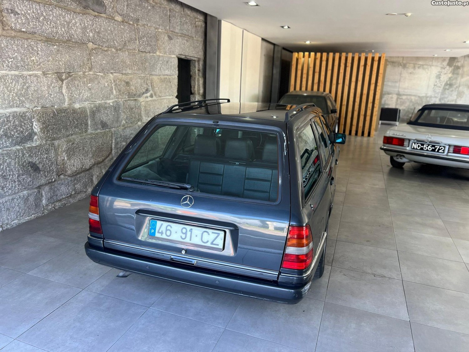 Mercedes-Benz E 250 D Turbo - 93 — photo 5