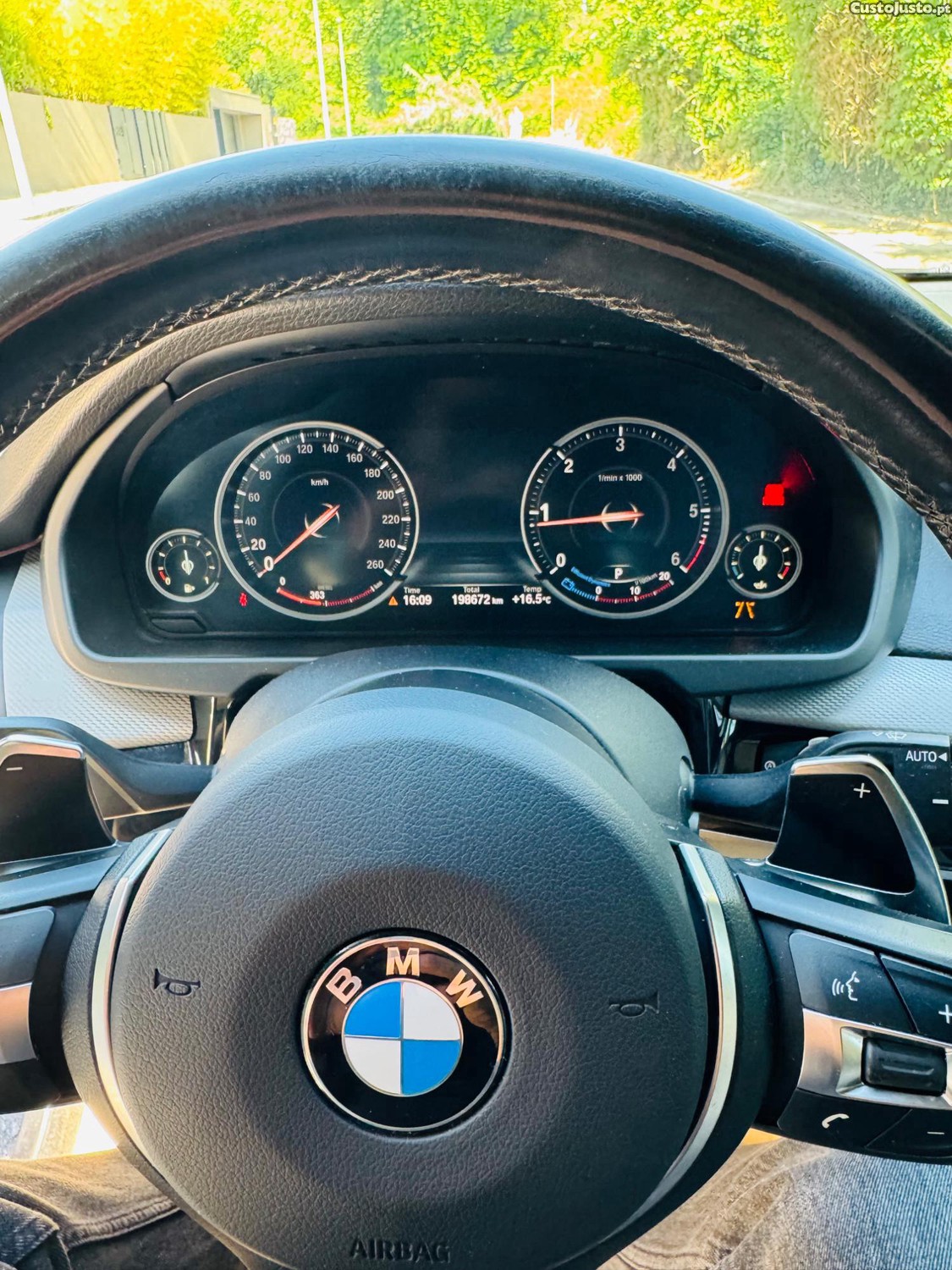 BMW X5 Sdrive25d — fotografia 4