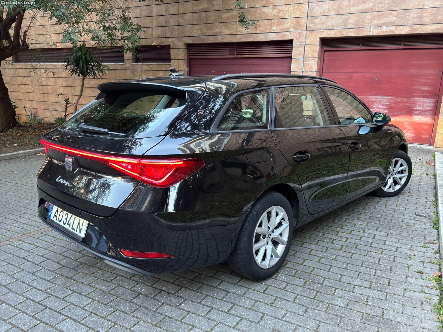 SEAT Leon 2.0 TDI Style — fotografia 15