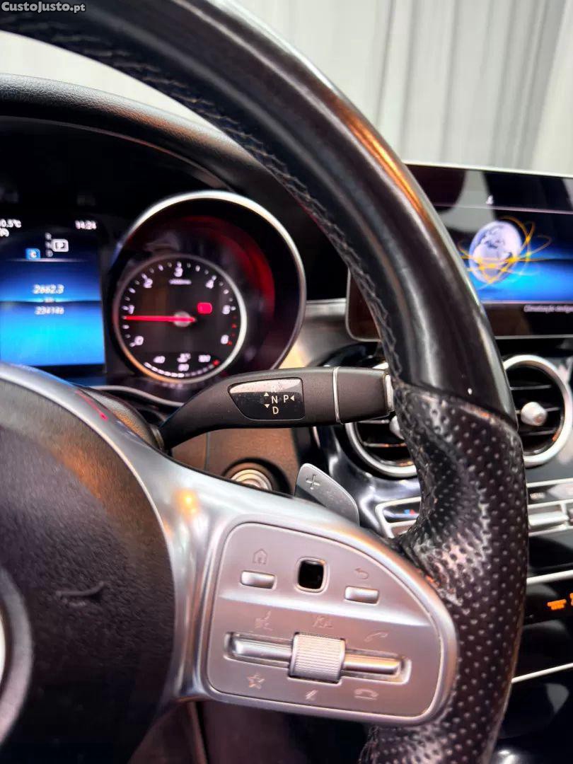 Mercedes-Benz C 300 D amg line — fotografia 3