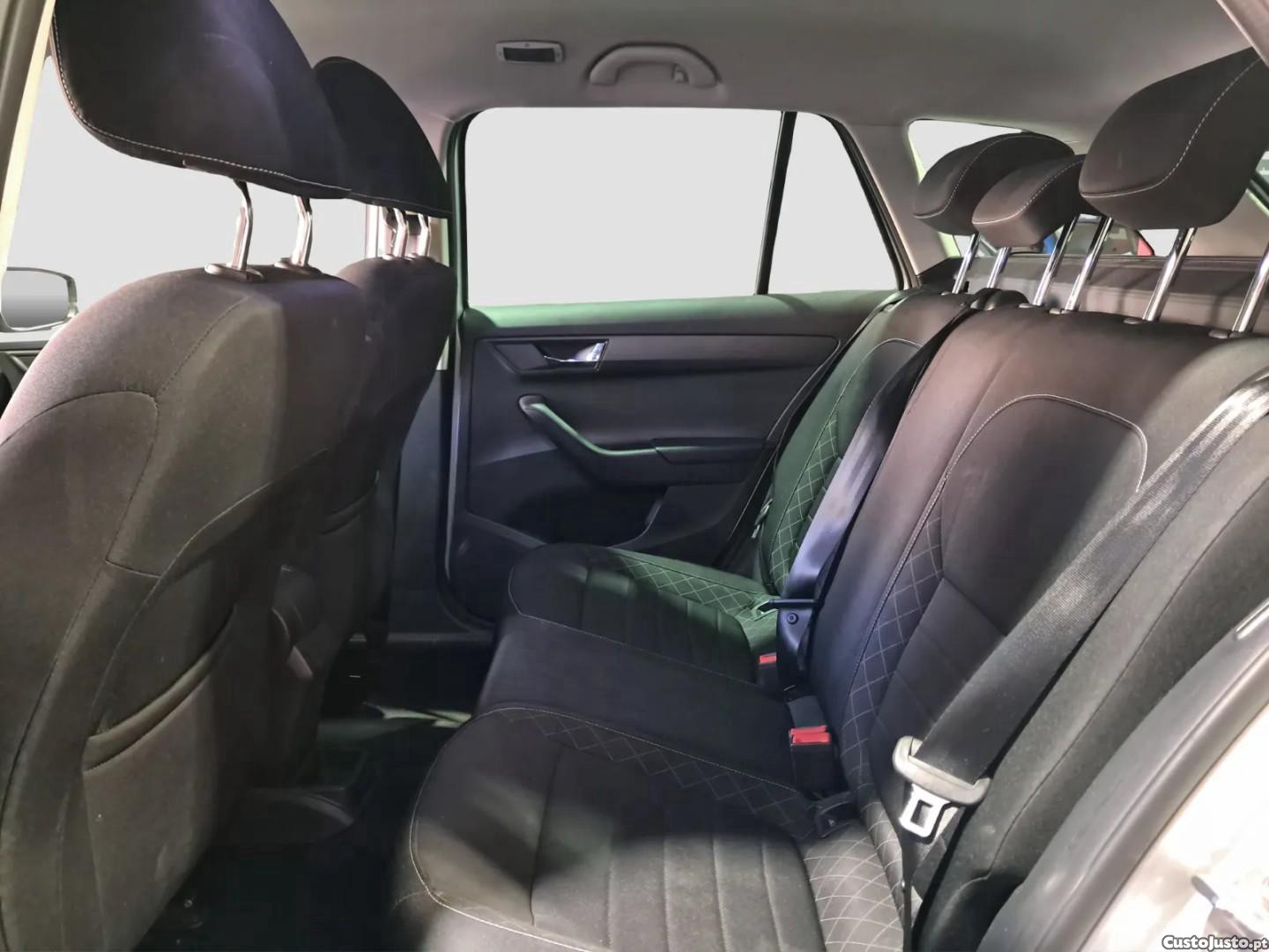 Skoda Fabia 1.4 TDi Ambition — fotografia 3