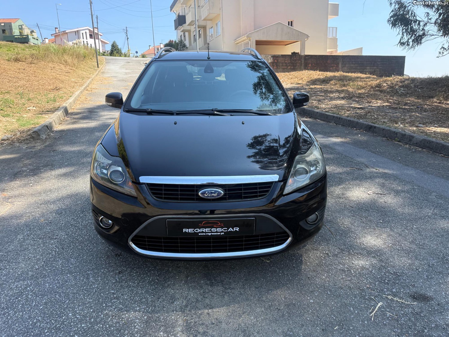 Ford Focus 1.6 TDCI 90 Cv Titanium — fotografia 11