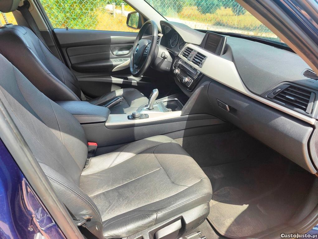 BMW 330 e Hibrido Plug-in 252cv / 220 Eur. mês — fotografia 4