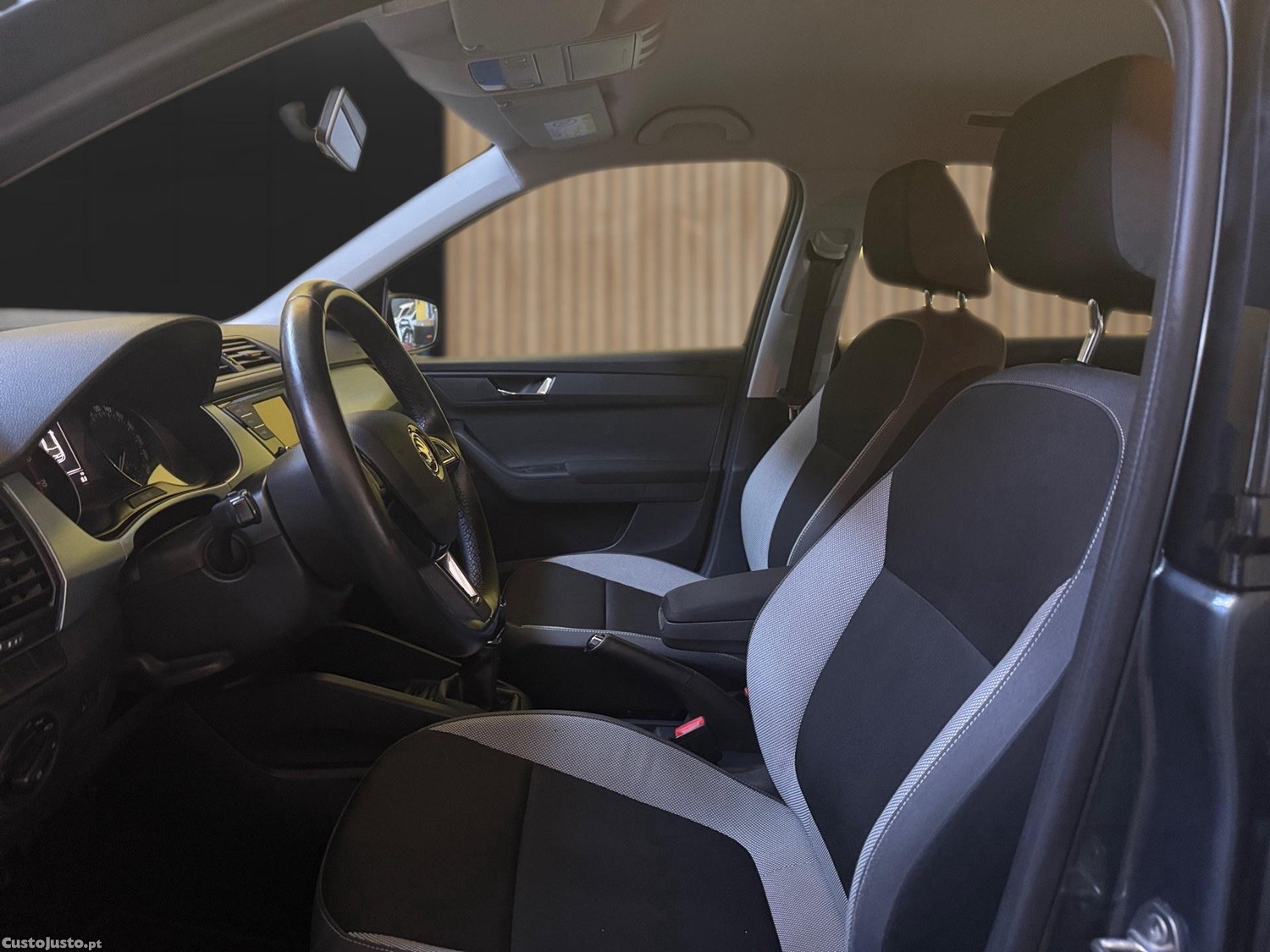 Skoda Fabia 1.0 — fotografia 6