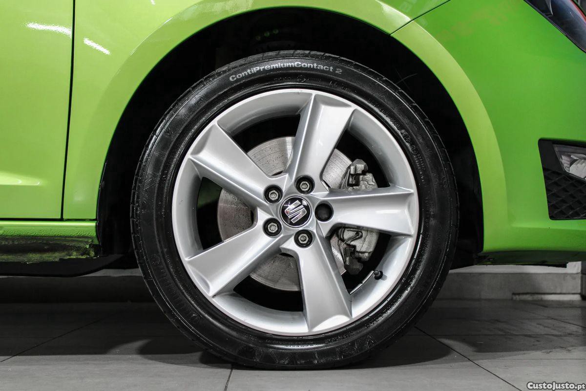 SEAT Ibiza 2.0 TDi FR — fotografia 15