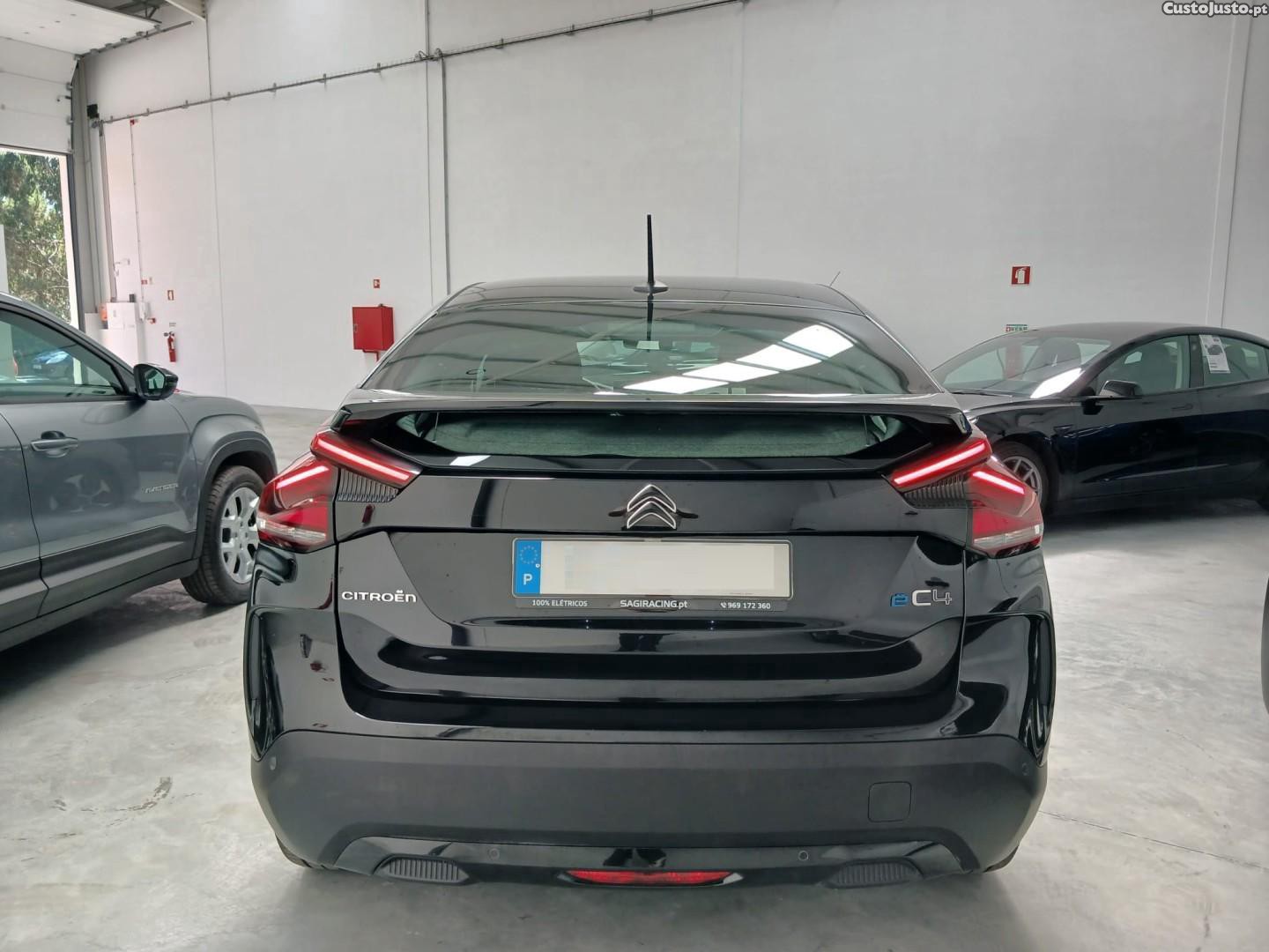 Citroën e-C4 136 YOU — fotografia 4