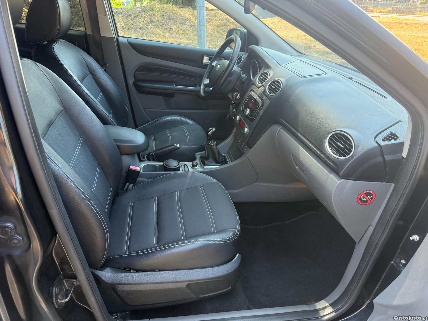Ford Focus 1.6 TDCI 90 Cv Titanium — fotografia 6