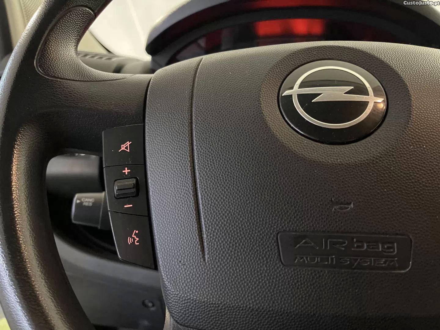 Opel Movano L2h1 3.5t 2.2 d cd — fotografia 10