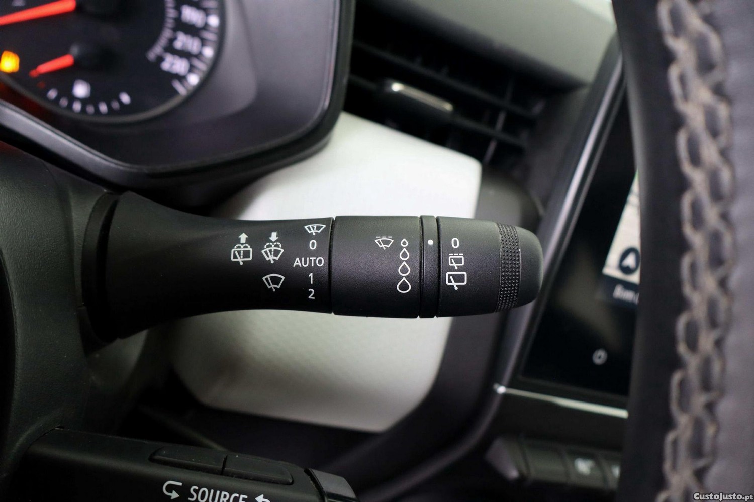Renault Clio 1.0 TCe Evolution Bi-Fuel — fotografia 11