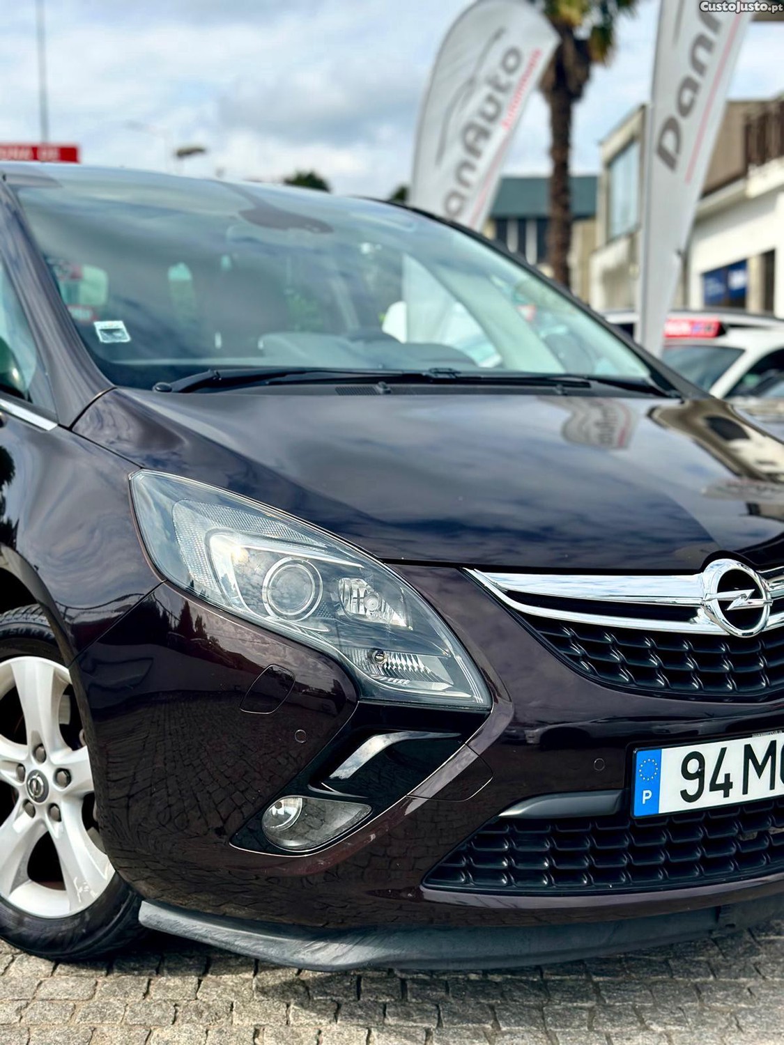 Opel Zafira ZAFIRA TOURER 2.0 CDTI NACIONAL — fotografia 14