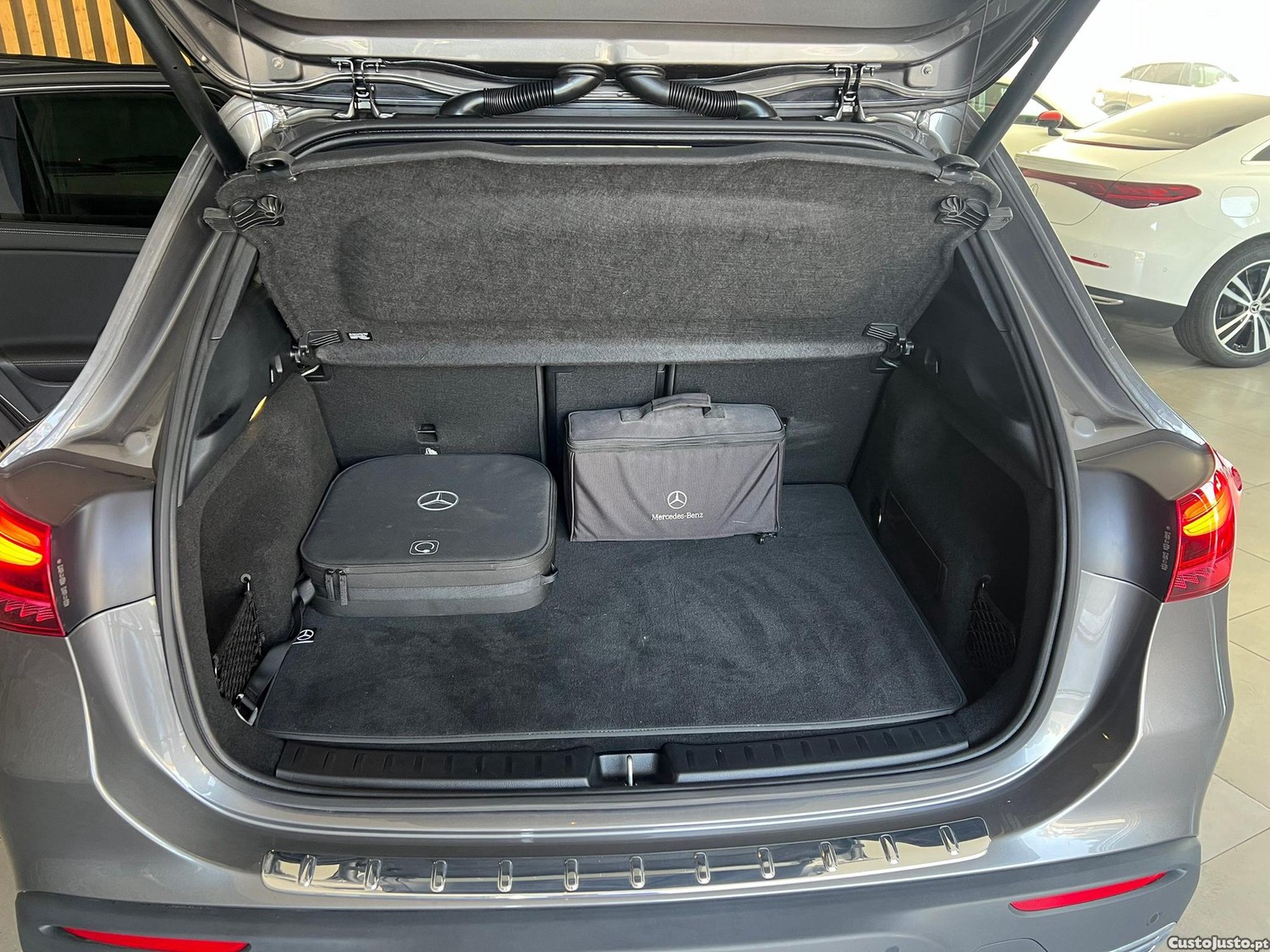 Mercedes-Benz EQA Progressive — fotografia 10