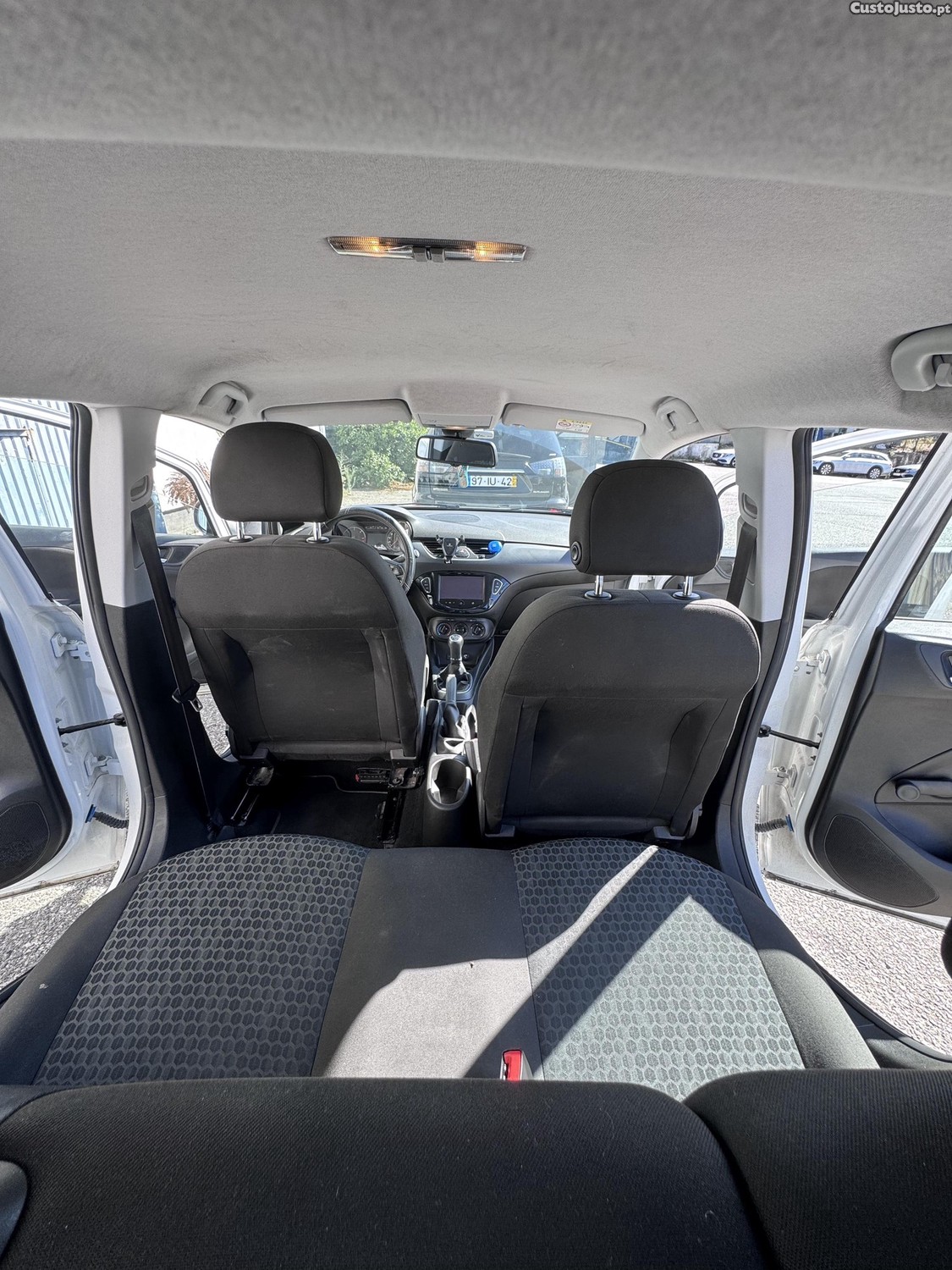 Opel Corsa E cdti — fotografia 4