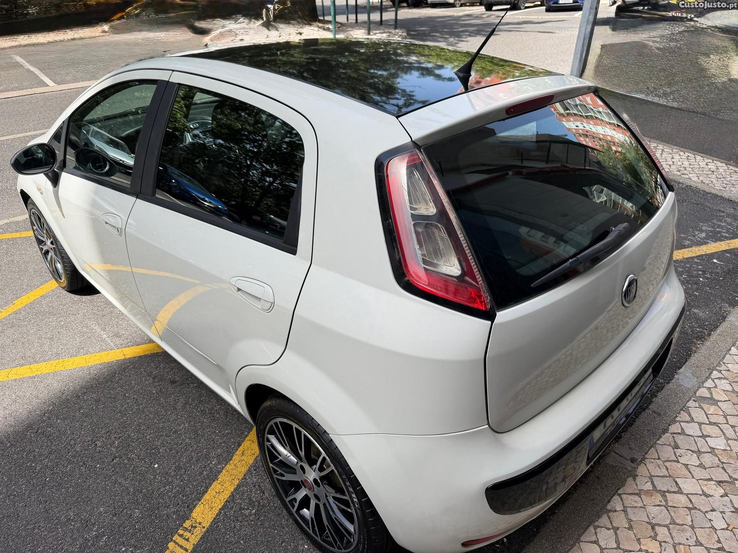 Fiat Punto Evo 1.3 M-Jet Dynamic — fotografia 19