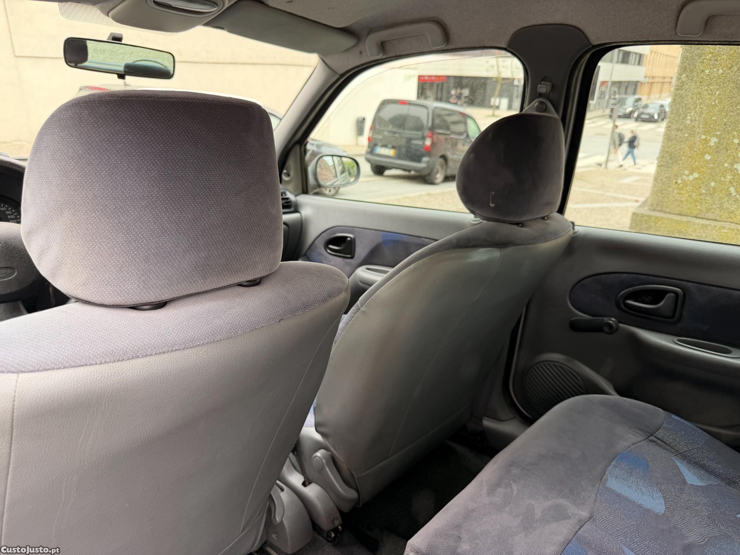 Renault Clio 1.2 Extreme 16 V — fotografia 11