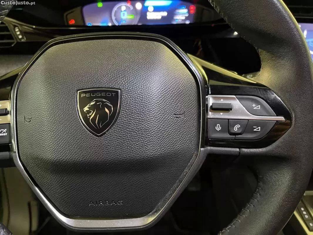 Peugeot 308 1.6 hybrid allure e-eat8 — fotografia 15