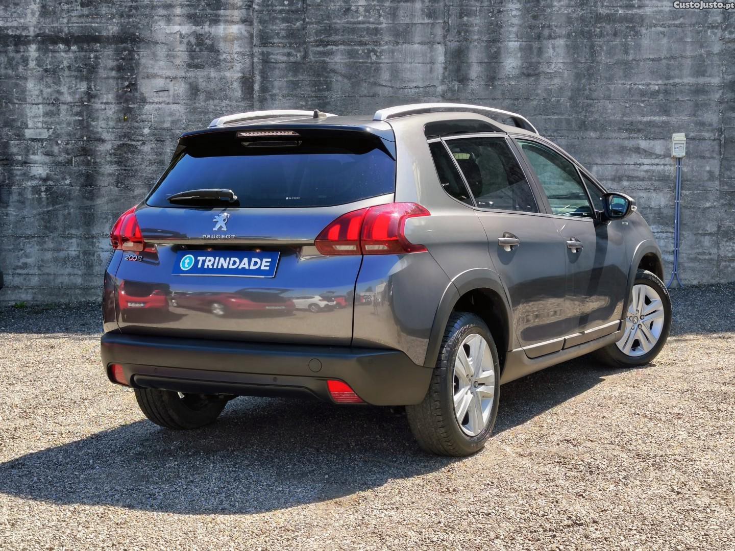 Peugeot 2008 1.2 PureTech Signature — fotografia 8