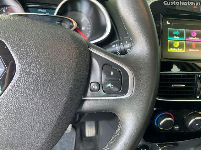 Renault Clio TCe 90 Dynamique — fotografia 19