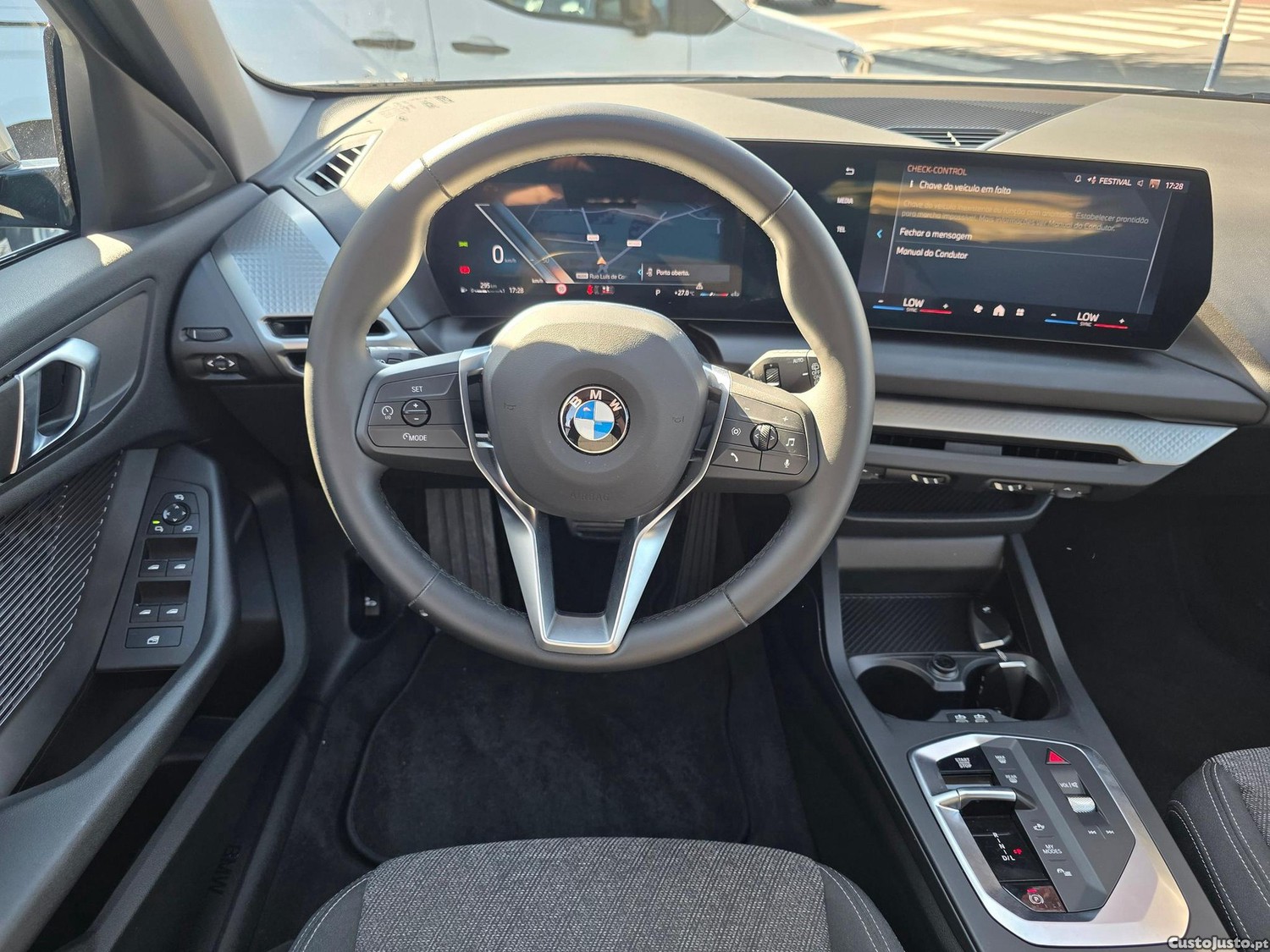 BMW 116 Standard — fotografia 8