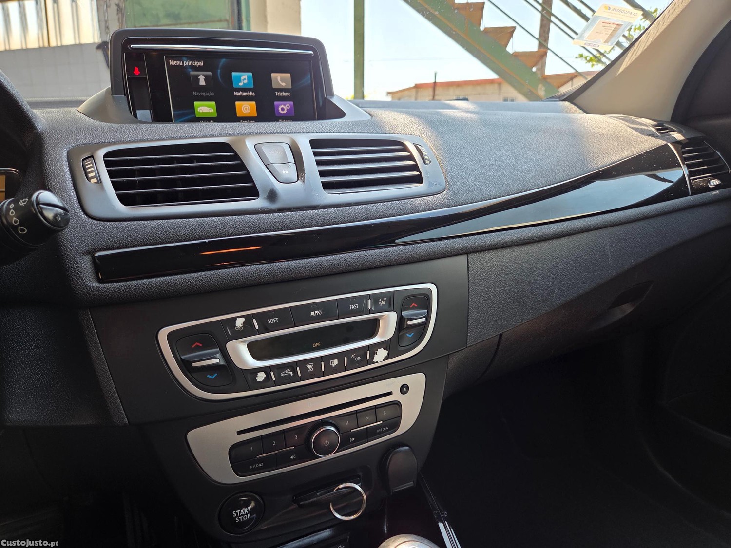 Renault Mégane Sport Tourer Energy dCi 110 S&S Bose Edition — fotografia 4