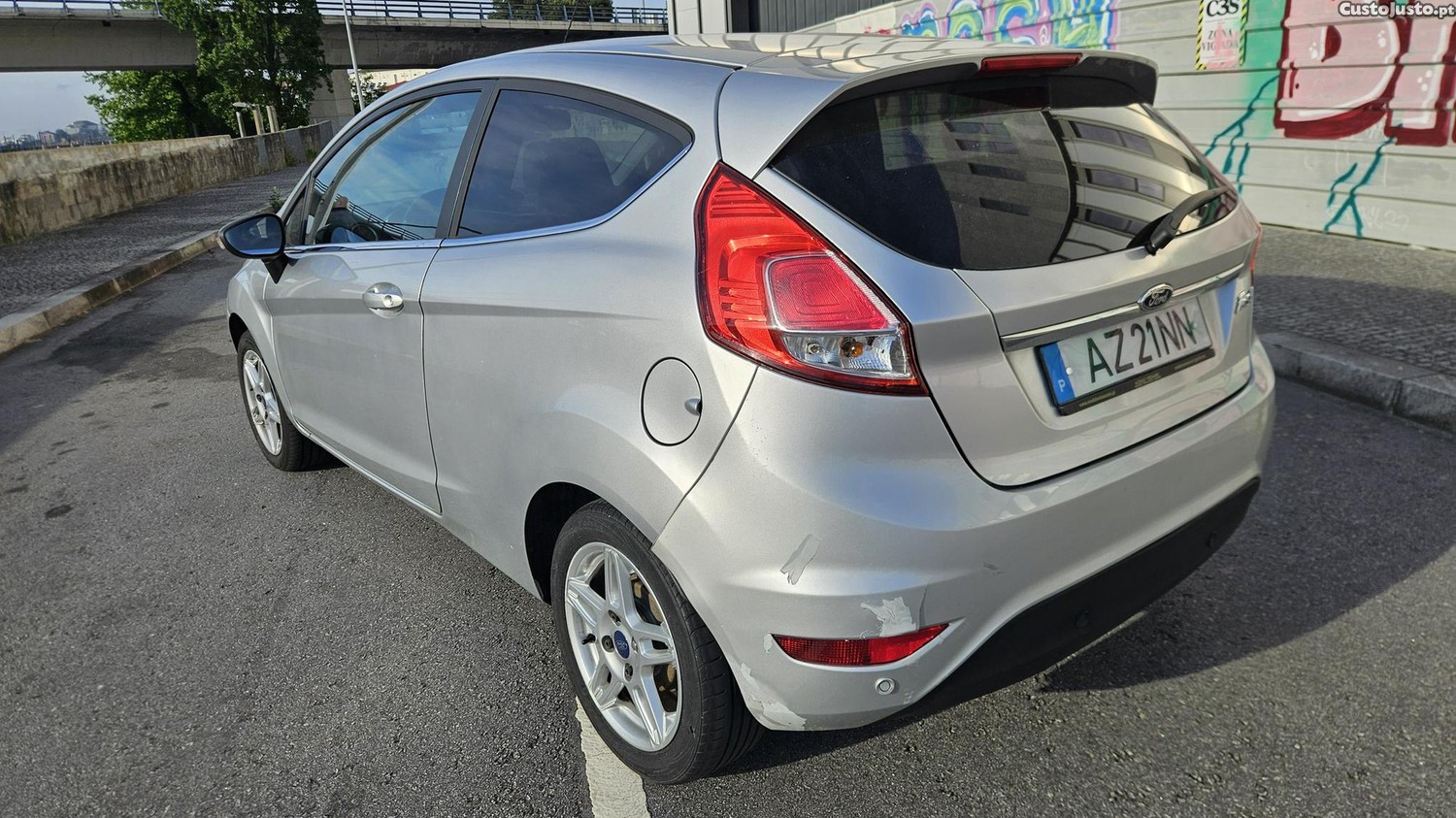 Ford Fiesta Fiesta 1.6 TDCI - 14 foto 2