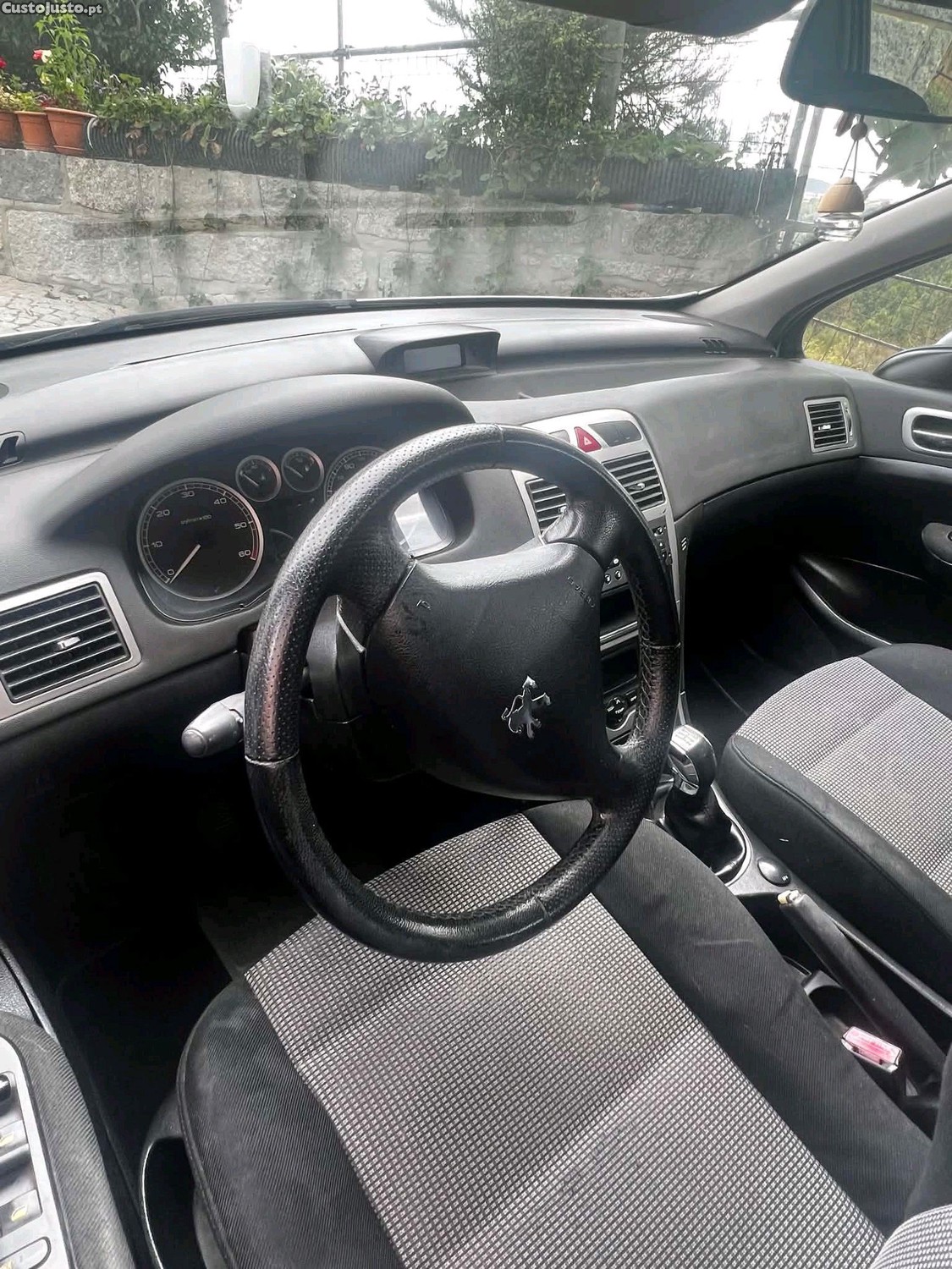 Peugeot 307 1.6 HDI — fotografia 2