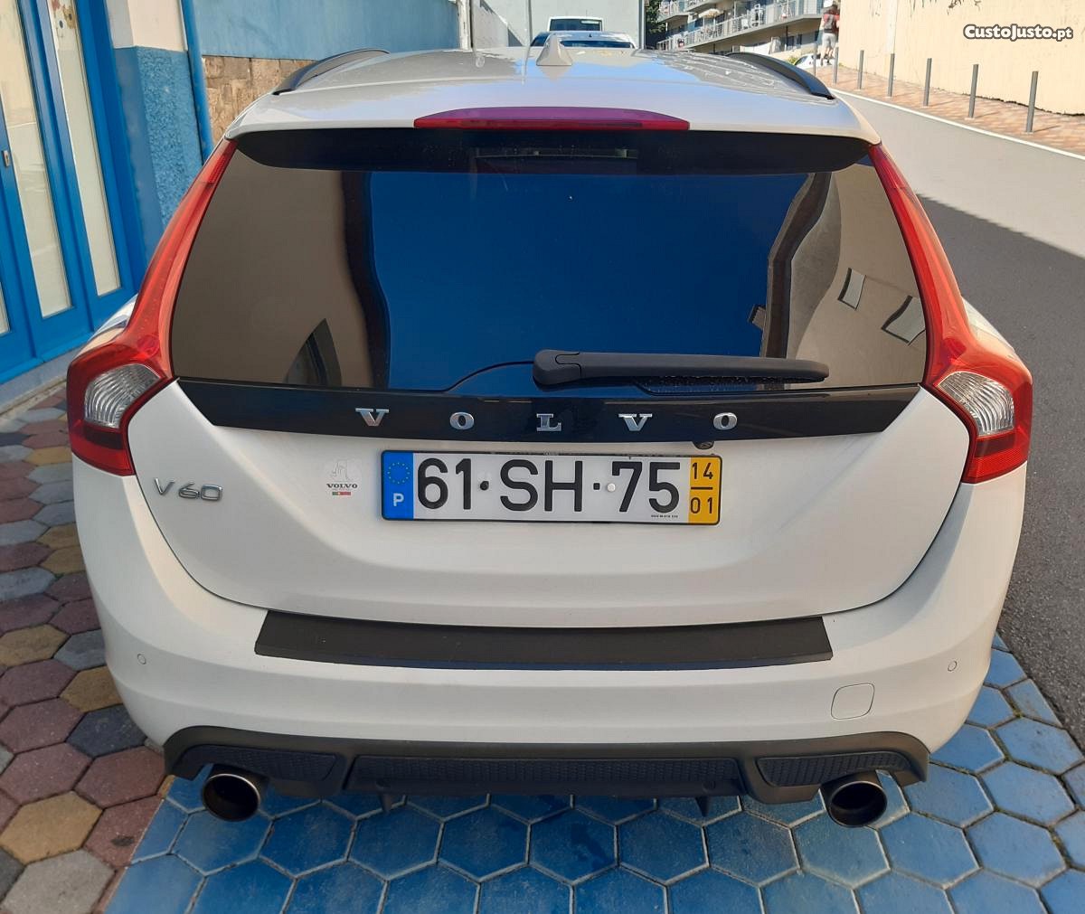 Volvo V60 D2 R-Design Full extras — photo 5