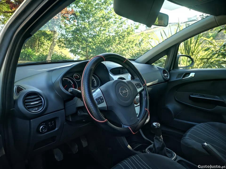 Opel Corsa D 1.3 CDTI 95cv - 5 Lugares - A/C - NACIONAL "OPORTUNIDAD" — fotografia 3