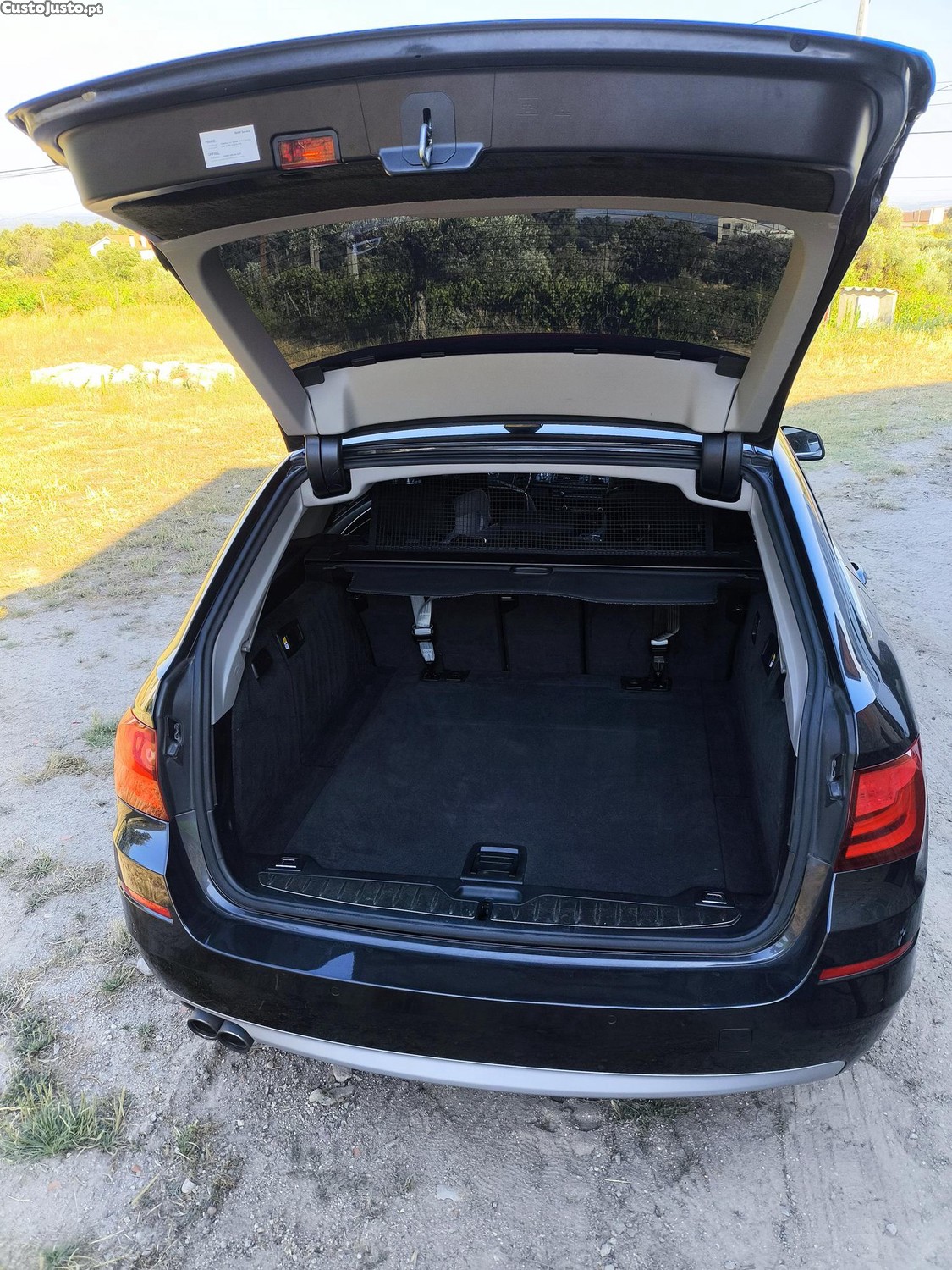 BMW 520 Touring (F11) EfficientDynamics — fotografia 3