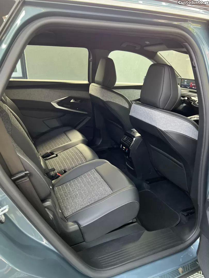 Peugeot 5008 1.2 hybrid allure e-dcs6 — fotografia 11