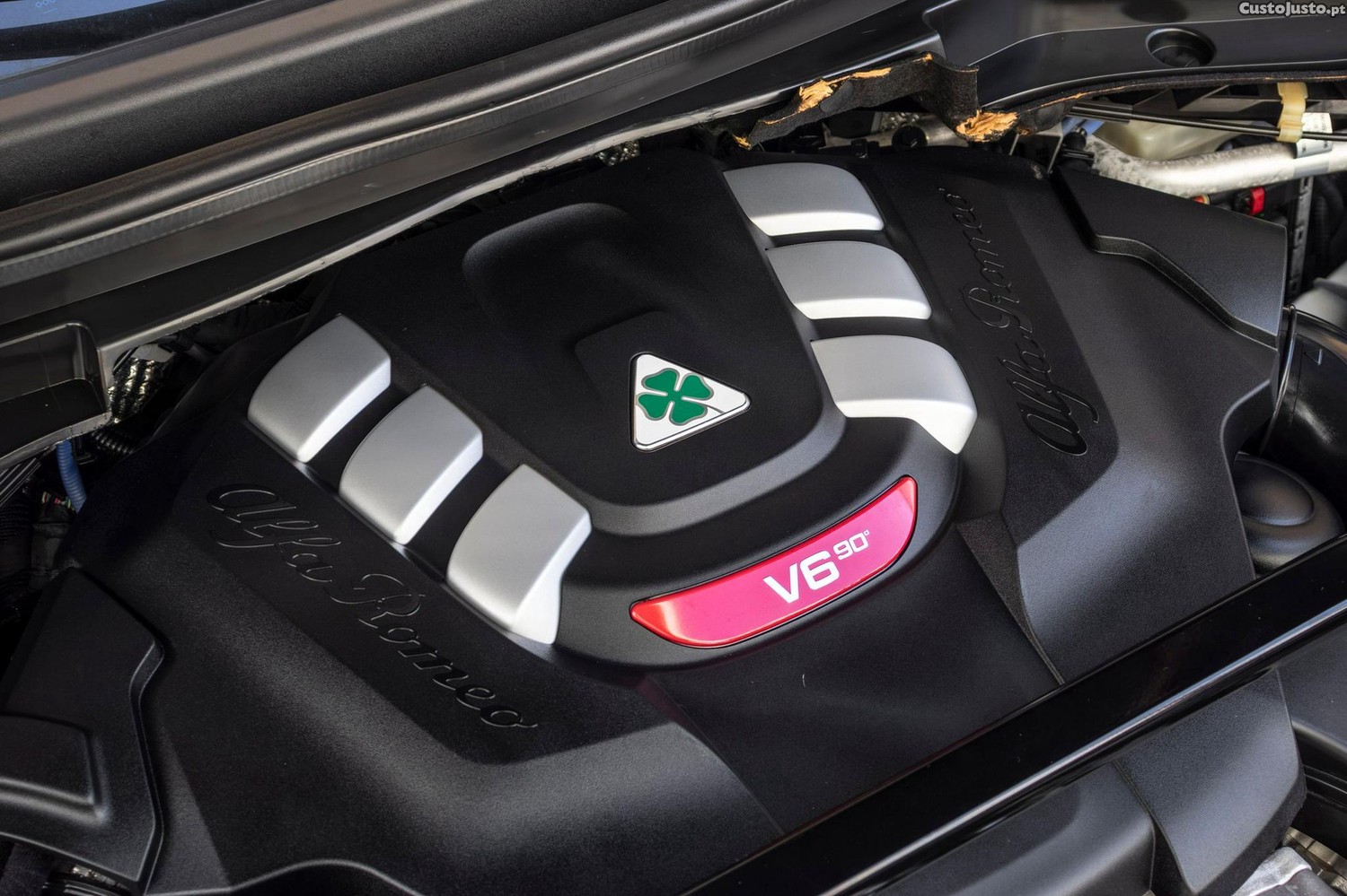 Alfa Romeo Stelvio 2.9 T Quadrifoglio Q4 — fotografia 25