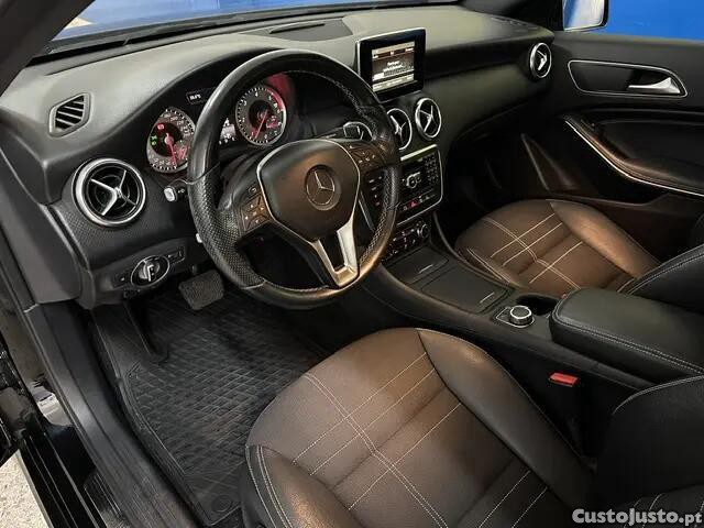 Mercedes-Benz A 160 d Urban Aut. — fotografia 11