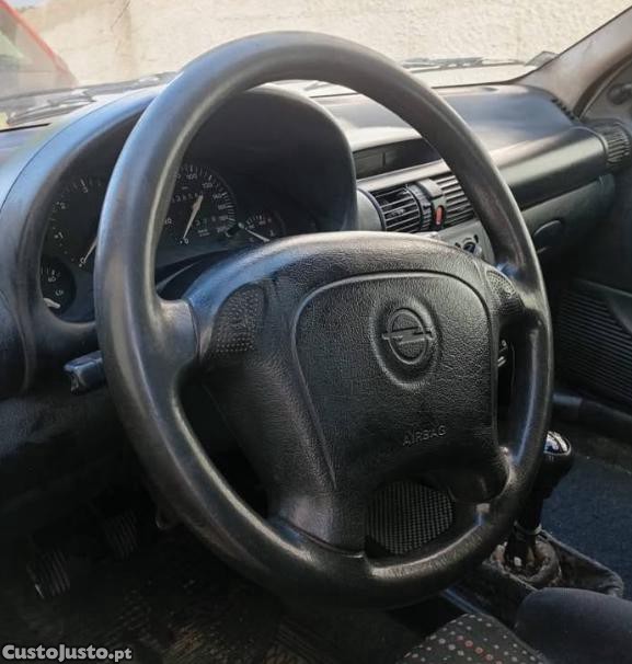 Opel Corsa B Van comercial — fotografia 7