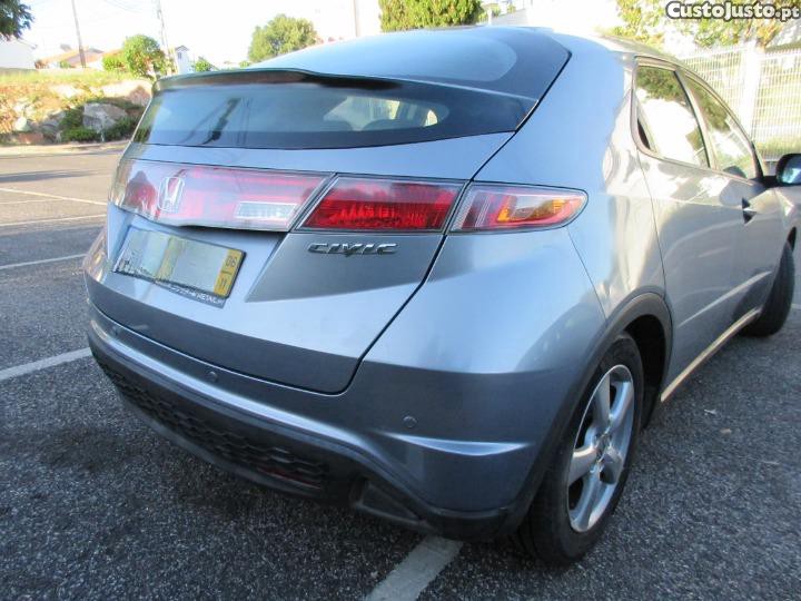 Honda Civic 1.4 i-DSi Sport, Série Especial, 122.000 Km - 06 — photo 2