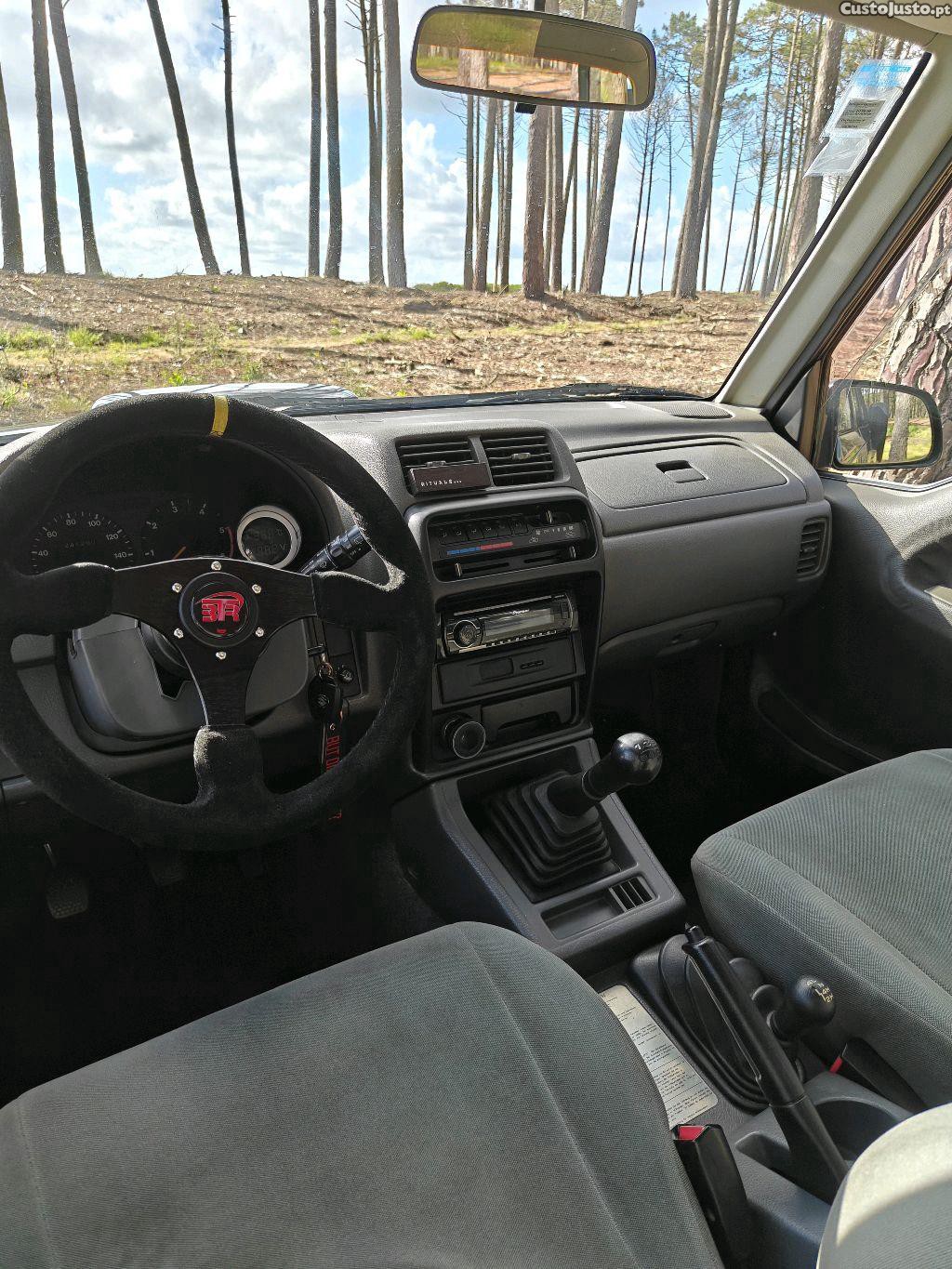 Suzuki Vitara JR 2.0TD — fotografia 8