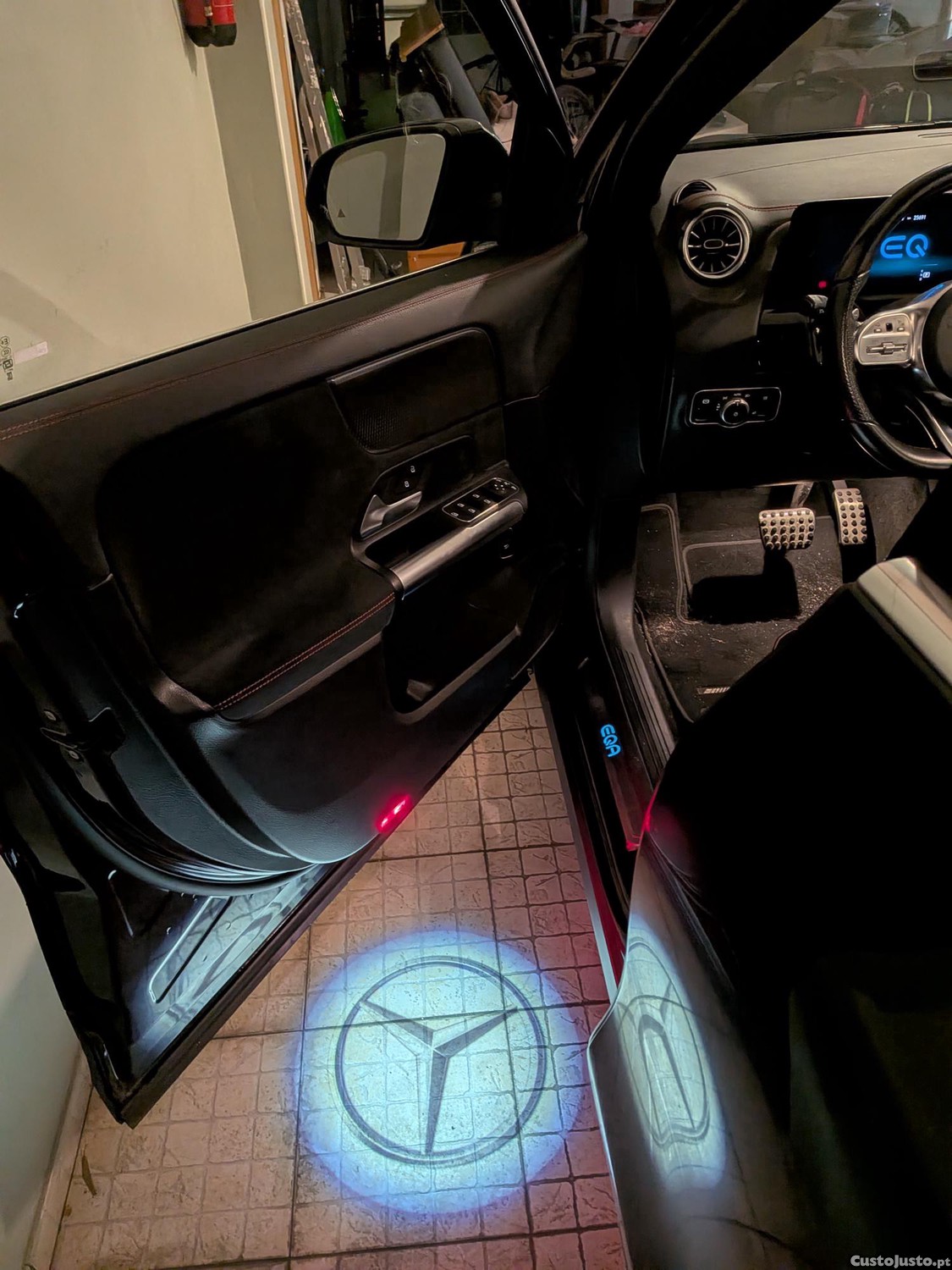 Mercedes-Benz EQA 350 4Matic — fotografia 9
