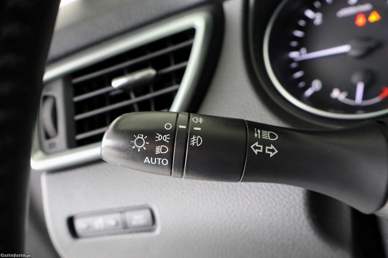 Nissan Qashqai 1.5 dCi N-Connecta — fotografia 5