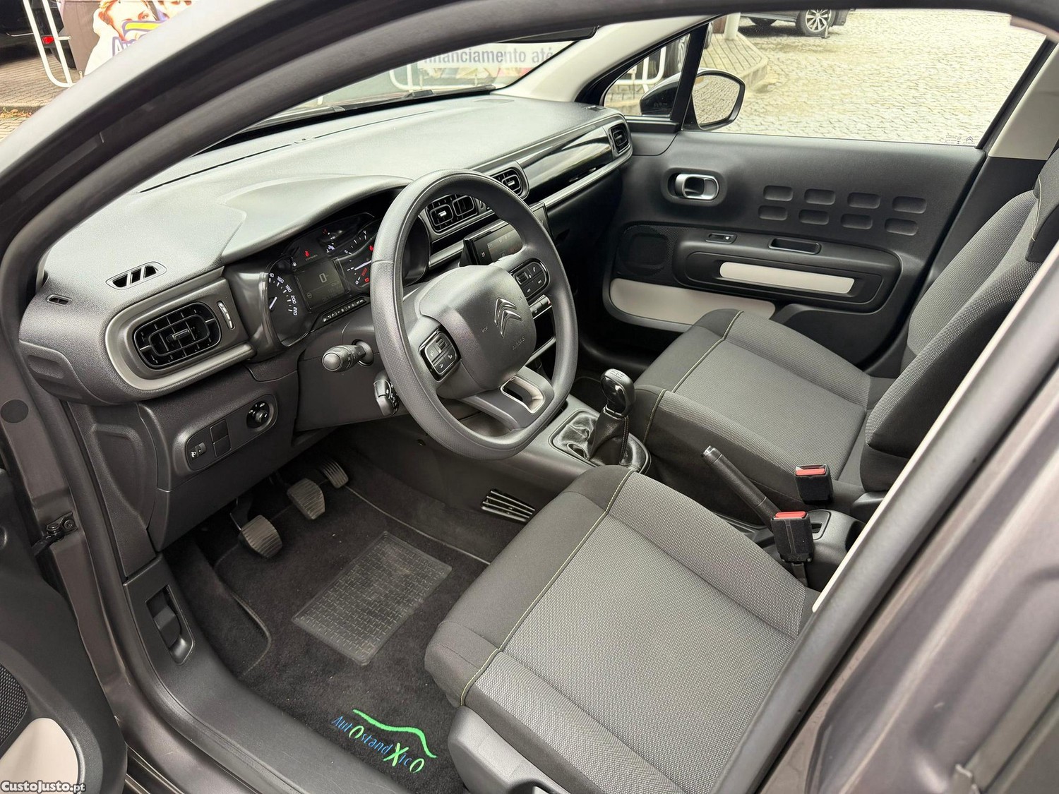 Citroën C3 1.2 PureTech Feel Pack — fotografia 14