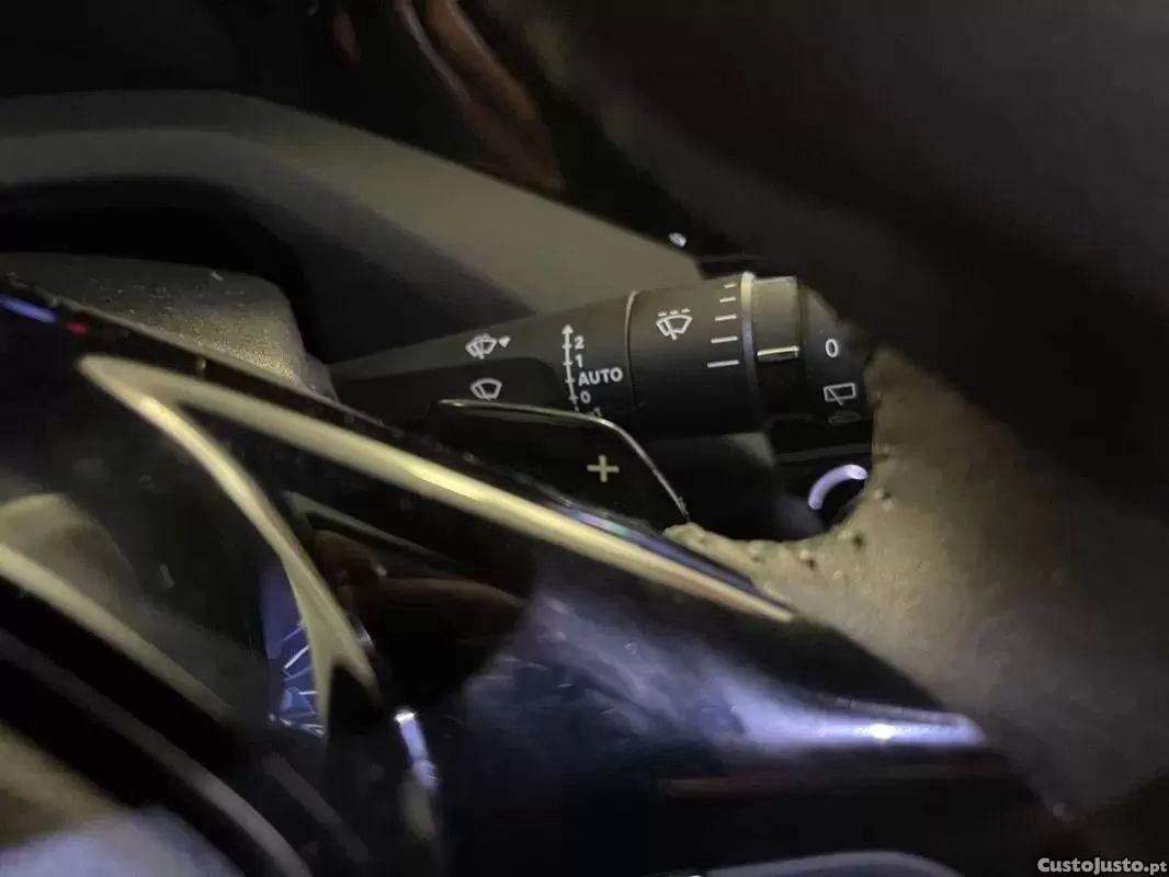 Peugeot 308 1.6 hybrid allure e-eat8 — fotografia 14