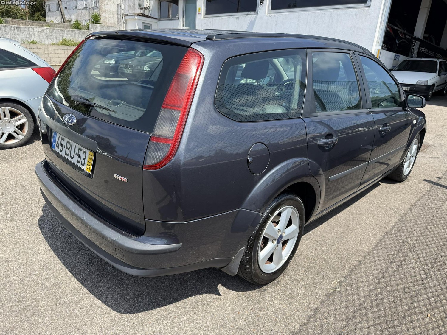 Ford Focus 1.6TdCi 110CV — fotografia 4