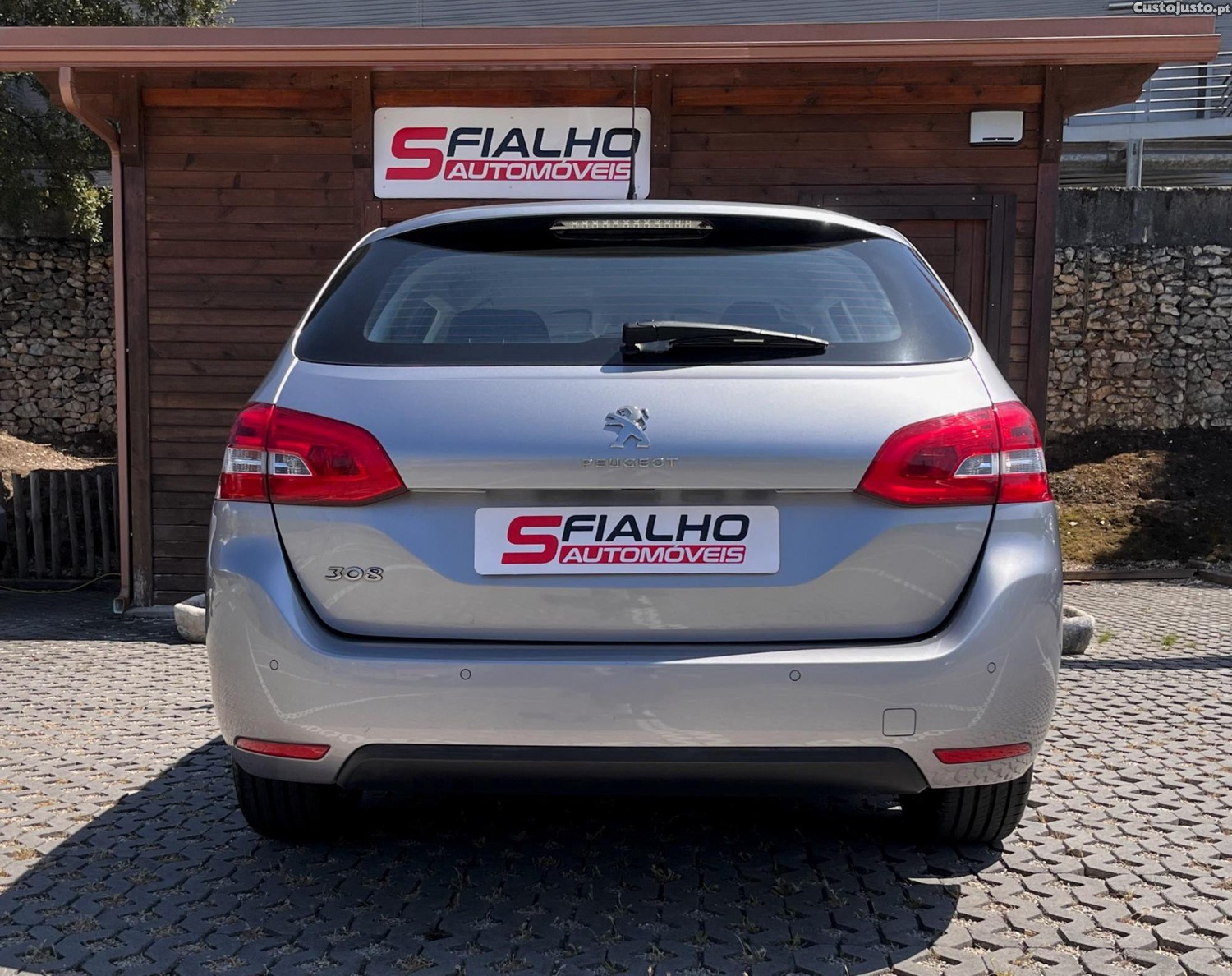 Peugeot 308 1.5 BlueHDi Business Line — fotografia 5