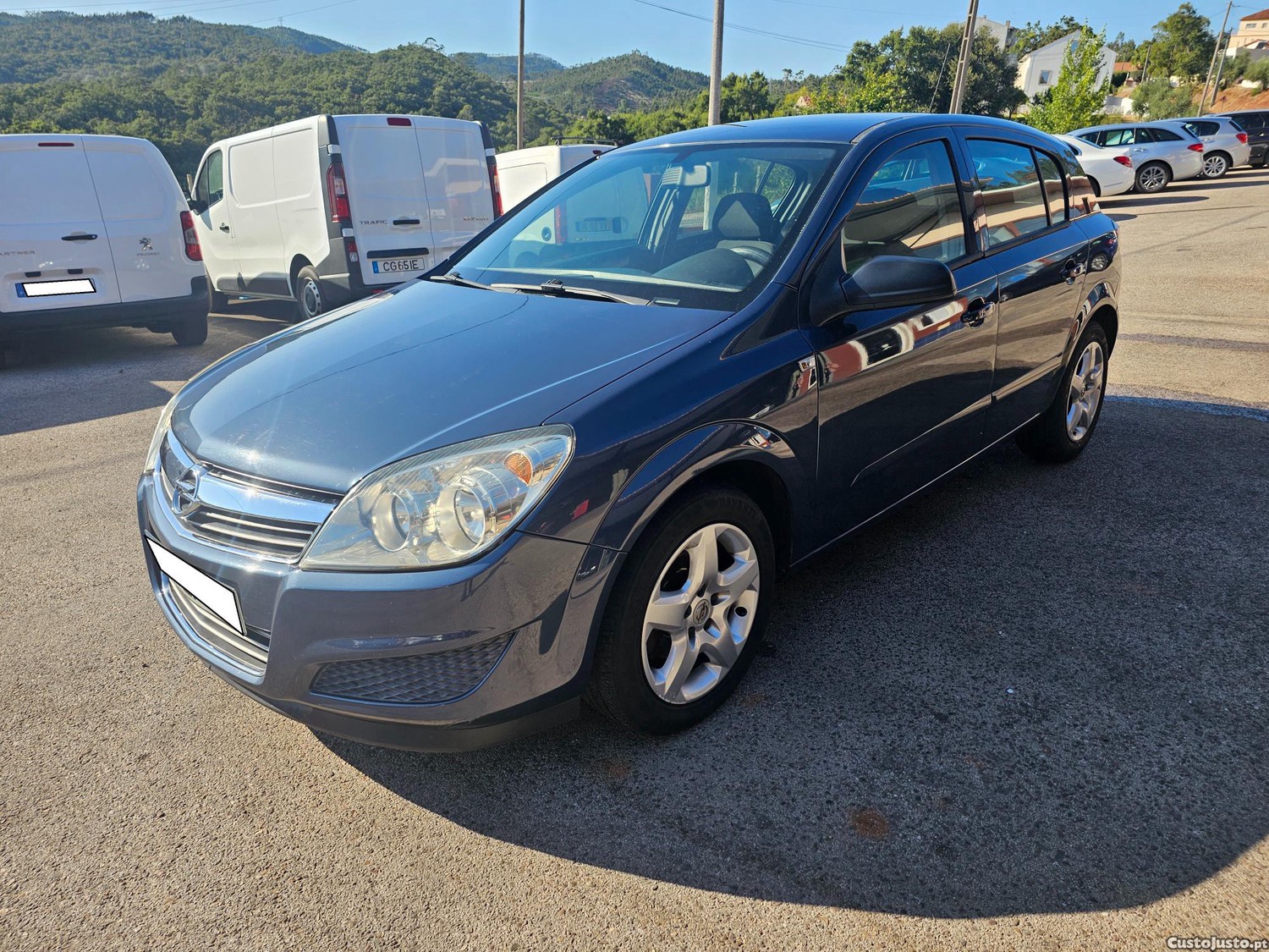 Opel Astra 1.3 CDTI — fotografia 17