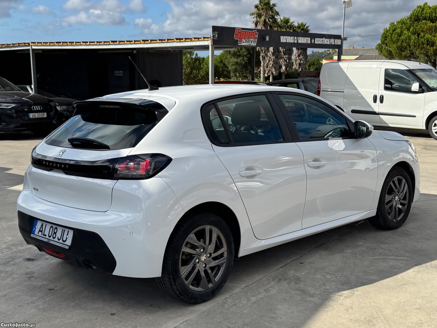 Peugeot 208 1.5 BlueHDI 100 - 21 — photo 3