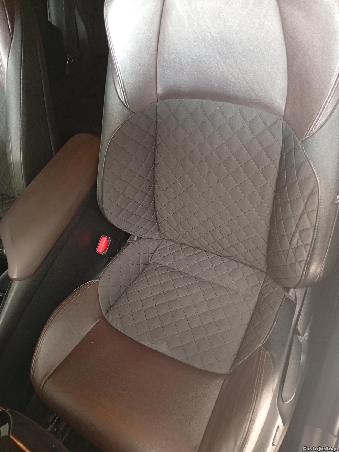 Toyota C-HR Exclusive+Pack Luxury — fotografia 7